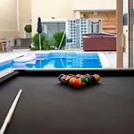 Aqua-jacuzzi-heatable Pool-sauna-gym-snooker Villa *