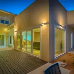 Aqua-jacuzzi-heatable Pool-sauna-gym-snooker * Albufeira