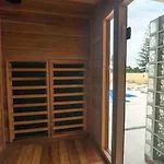 Aqua-jacuzzi-heatable Pool-sauna-gym-snooker * Albufeira