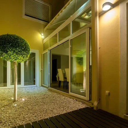 Aqua-jacuzzi-heatable Pool-sauna-gym-snooker * 阿尔布费拉