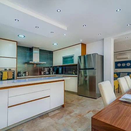 别墅 Aqua-jacuzzi-heatable Pool-sauna-gym-snooker *